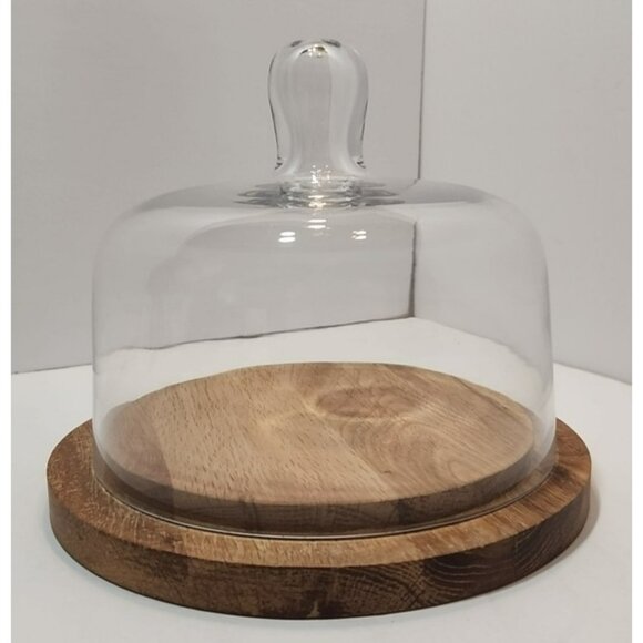 Sagaform Oak Cheese/Dessert Dome with Hand-Blown Glass Lid 7.5" by 7.5" - Picture 10 of 13